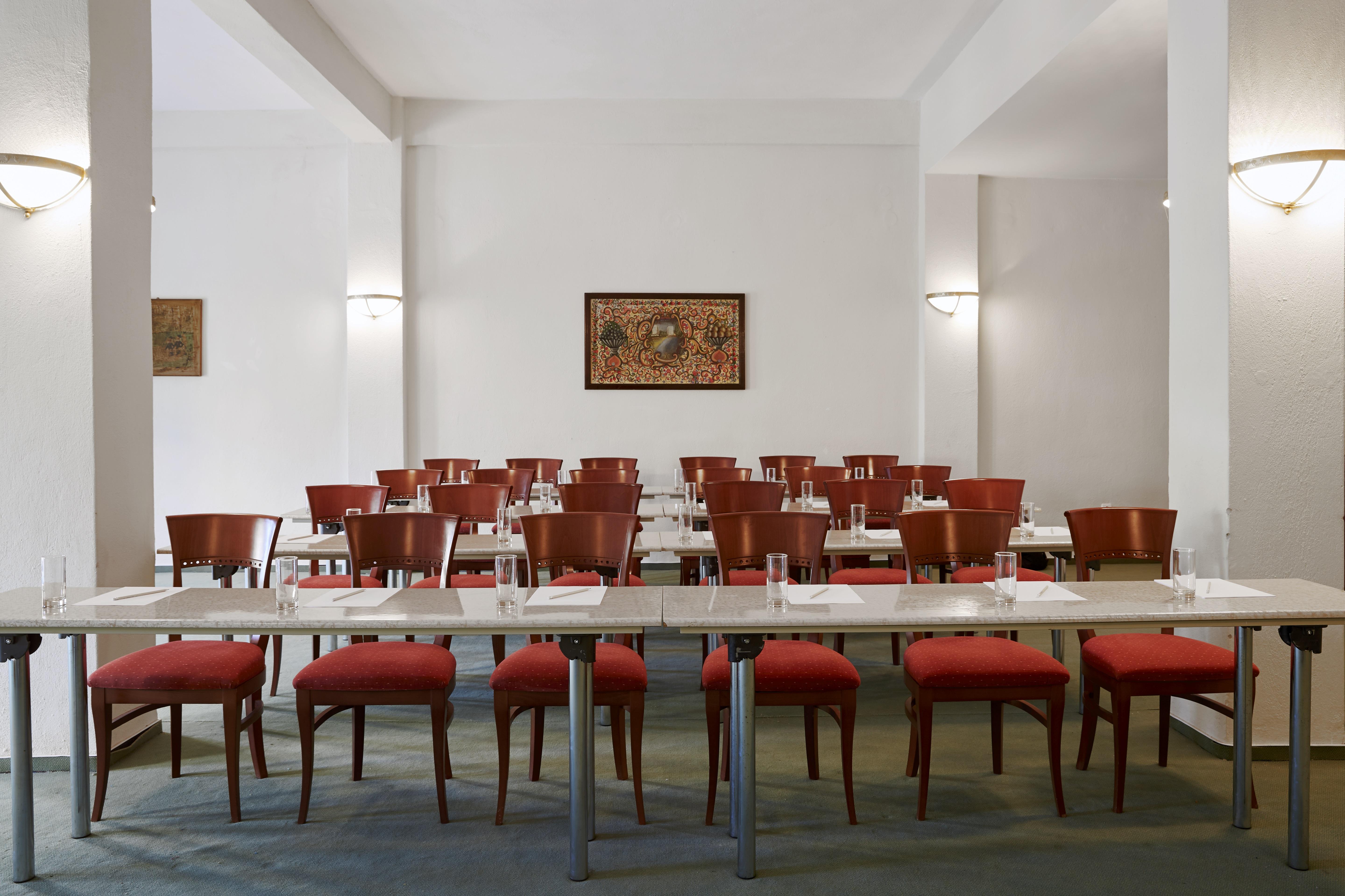 Simantro Hotel