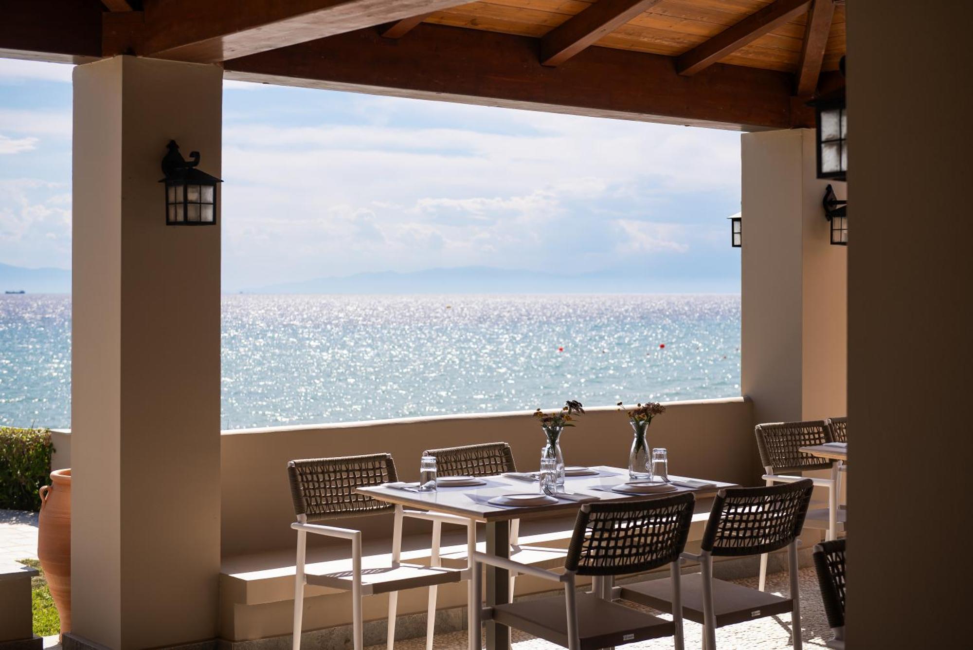 Simantro Hotel